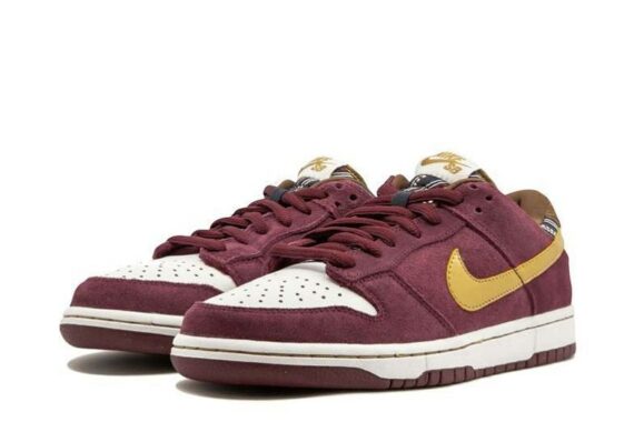 SB Dunk Low "Anchorman"