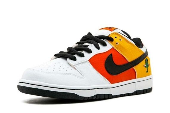 Dunk Low Pro SB "Raygun Home"