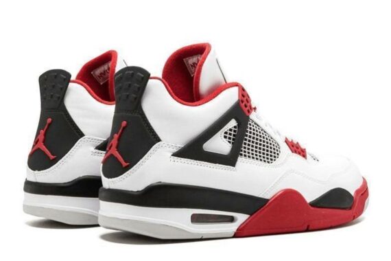 Air Jordan 4 Retro "Fire Red"