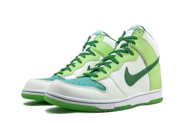 Dunks High Glow-In-The-Dark 312786-131