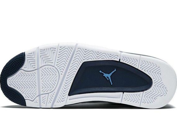 Air Jordan 4 Retro LS “Legend Blue”