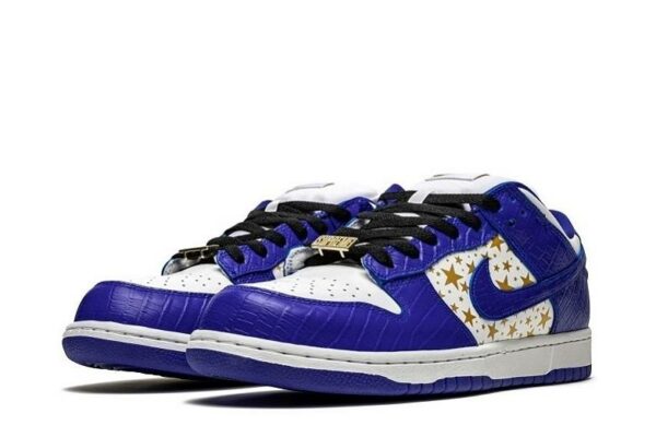 Nike SB Dunk Low Stars “Hyper Blue” DH3228-100