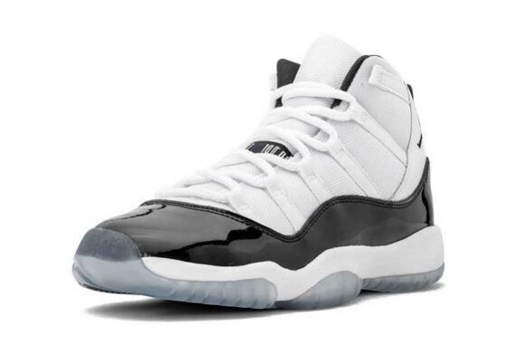 Jordan 11 “Concord”