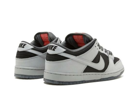 SB Dunks Low “Wolf Grey”