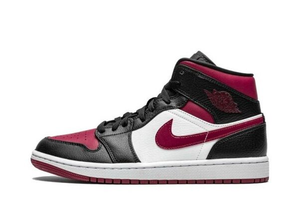 Air Jordan 1 “Bred Toe” Mid