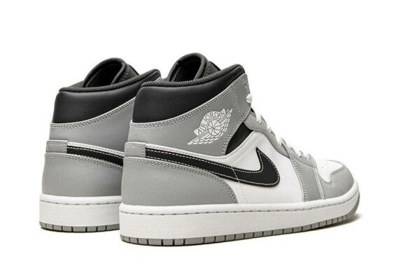 Jordan 1 "Light Smoke Grey" Mid