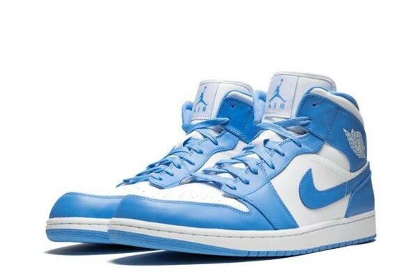 Air Jordan 1 Mid UNC 554724-106