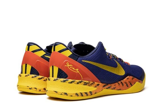 Kobe 8 "Barcelona"
