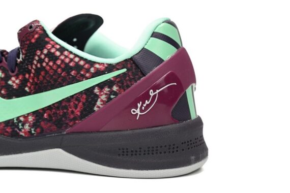 Kobe 8 "Pit Viper"