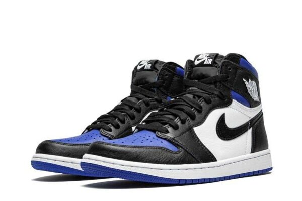 Jordan 1 High OG Royal Toe 555088-041