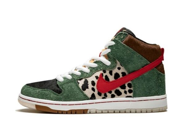 SB Dunk High “Dog Walker”