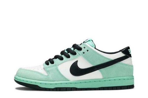 Dunk Lows “Sea Crystal”