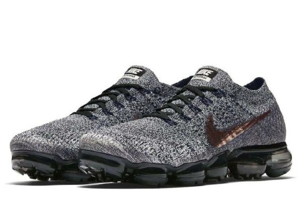 Air VaporMax Explorer Dark 849558-010