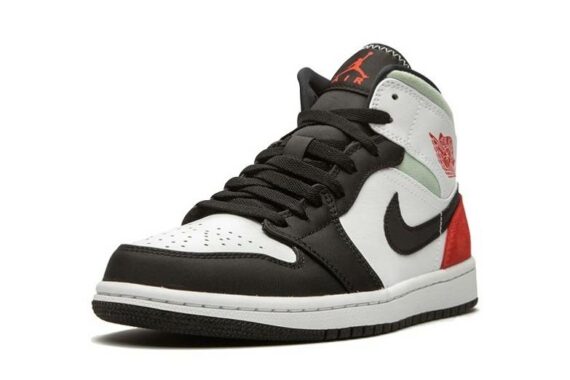 Jordans 1 "Red Grey Black Toe" Mid