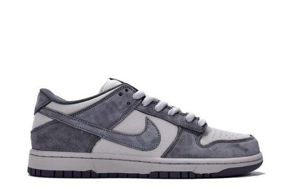 Dunk Low “Light Grey”