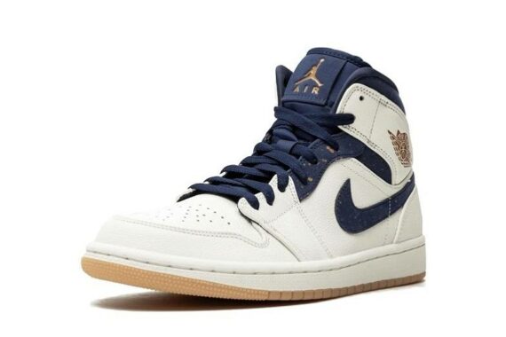 Jordan 1 "Jeter" Mid