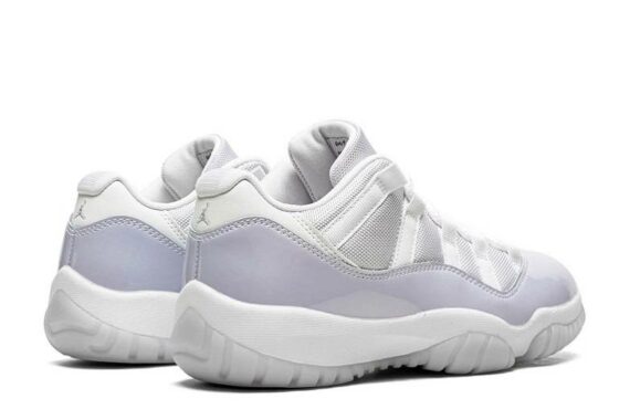 Jordan 11 Low "Pure Violet"