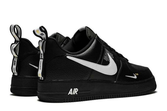 Air Force 1 Low Utility "Black White"