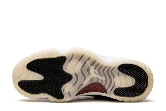 Jordan 11 Low "72-10"