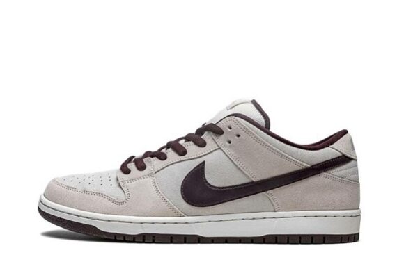 SB Dunk Low “Desert Sand Mahogany”