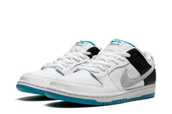 Nike SB Dunk Low Laser Blue BQ6817-101