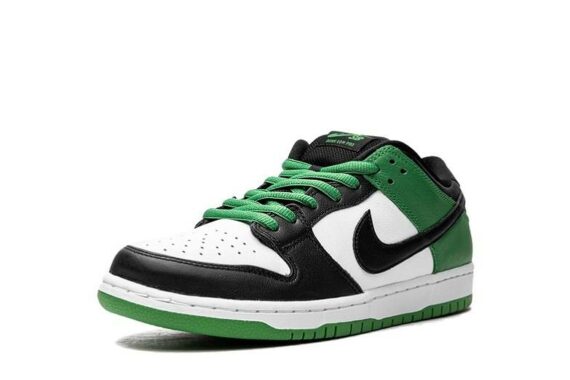 Nike SB Dunk Low “Classic Green”