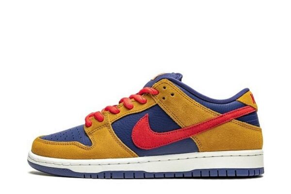 SB Dunk Low “Pelle Hat”