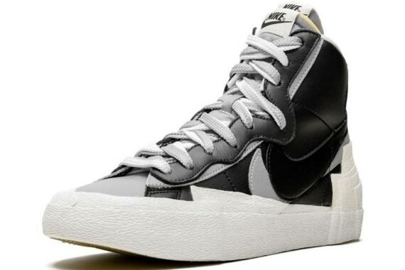 Sacai x Blazer Mid “Black/Wolf Grey”