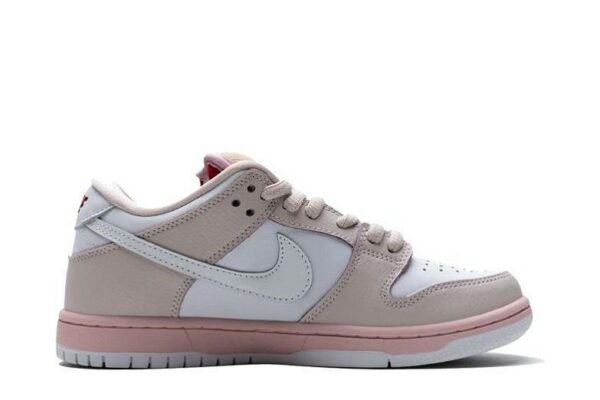 SB Dunk Low PRO OG QS Pink Pigeon BV1310-012