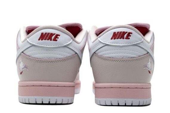 SB Dunk Low PRO OG QS "Pink Pigeon"