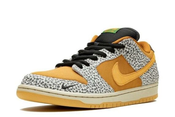SB Dunk Low “Safari”