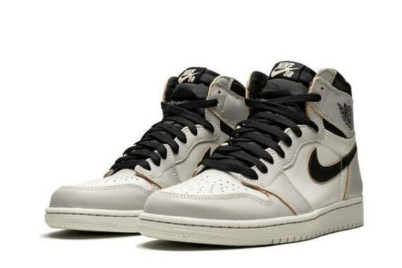 Air Jordan 1 SB Retro High OG "NYC to Paris"