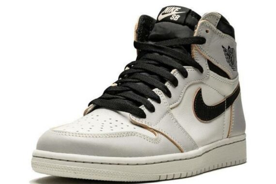 Air Jordan 1 SB Retro High OG "NYC to Paris"