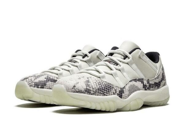 Air Jordan 11 Retro Low Light Bone Snakeskin CD6846-002