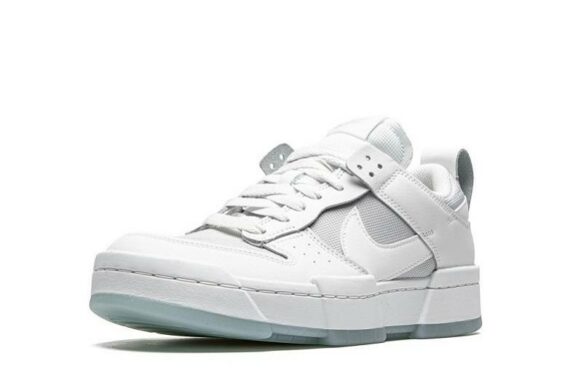 Dunks Low Disrupt “Photon Dust”