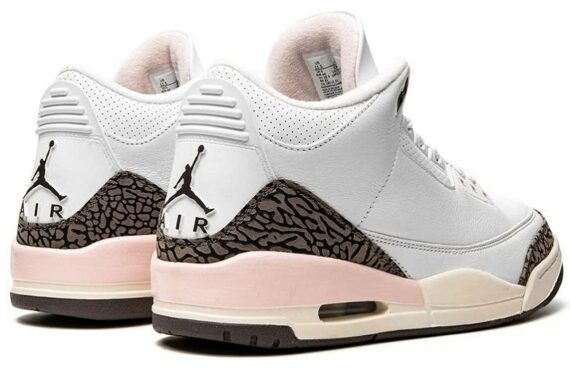 Jordan 3 “Neapolitan”