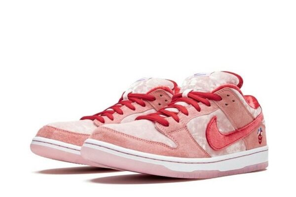 StrangeLove x Dunk Low SB Valentine's Day CT2552-800