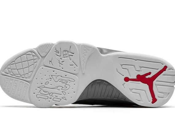 Air Jordan 9 Retro "Fire Red"