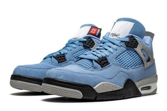 Air Jordan 4 SE “University Blue”