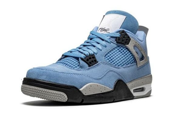 Air Jordan 4 SE “University Blue”