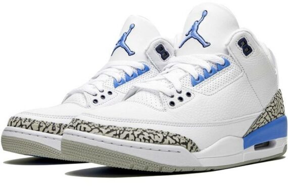 Air Jordan 3 "UNC"