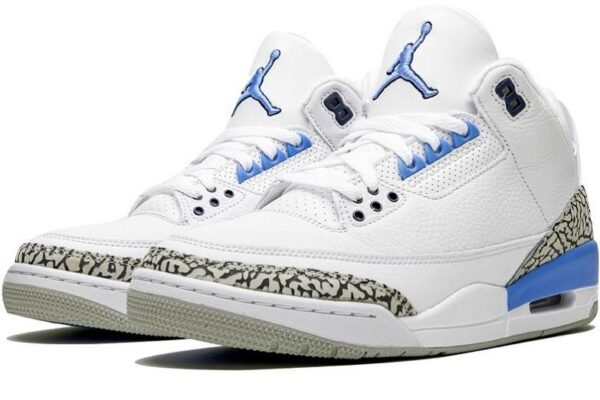 Air Jordan 3 UNC CT8532-104