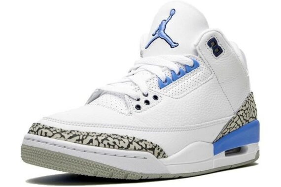 Air Jordan 3 "UNC"