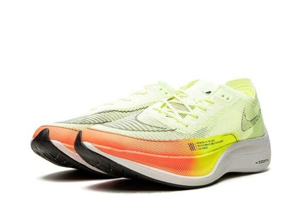 Zoom X VaporFly Neon CU4111-700