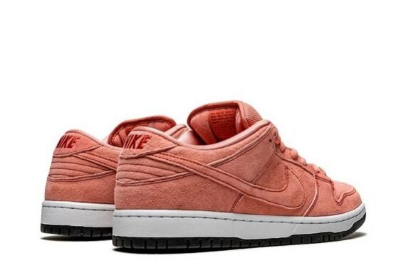 SB Dunks Low "Pink Pig"
