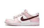 Nike Dunk Low “Valentine's Day”