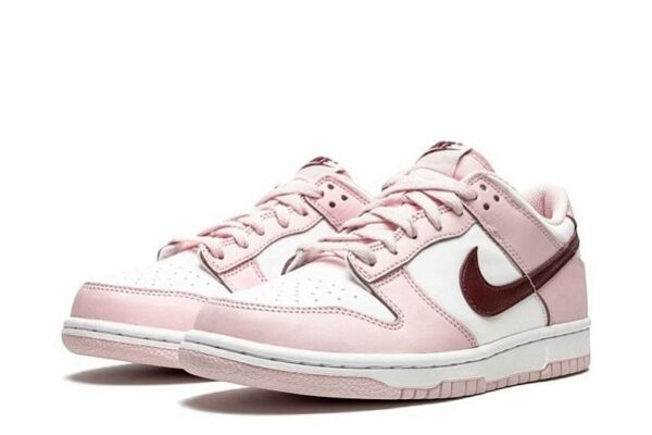 Nike Dunk Low Valentine's Day CW1590-601