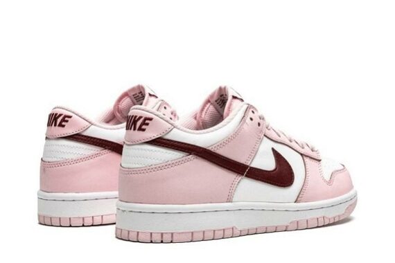 Nike Dunk Low “Valentine's Day”