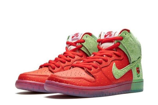 SB Dunk High Strawberry Cough CW7093-600