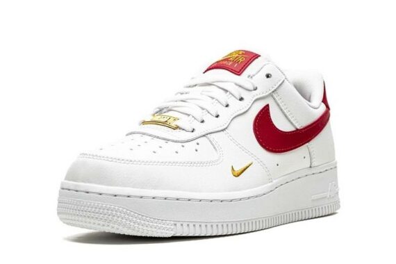 Air Force 1 ’07 Essential “White Gym Red”